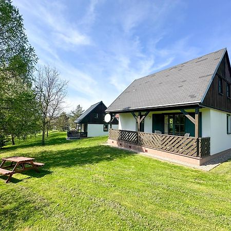 Villa Čtyřicítka na Šťastném kopci Černý Dŭl Esterno foto