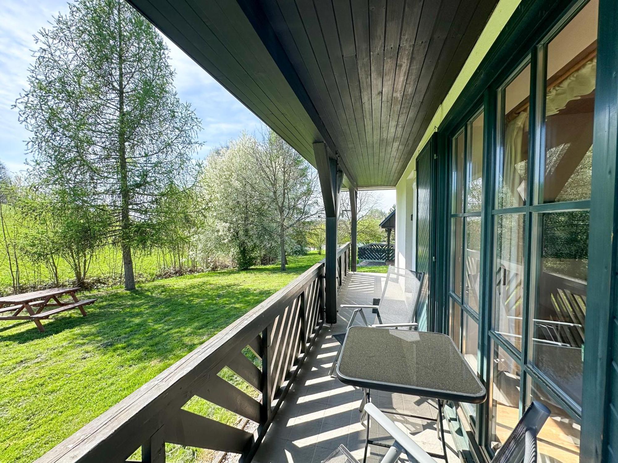 Villa Čtyřicítka na Šťastném kopci Černý Dŭl Esterno foto